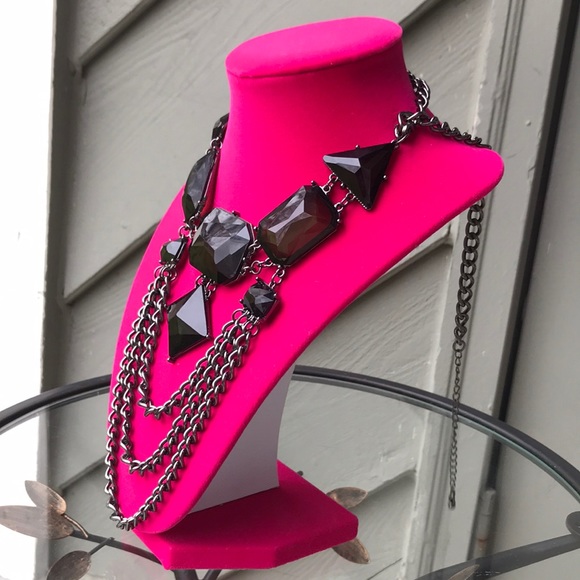 Chunky Statement Necklace - Picture 3 of 7